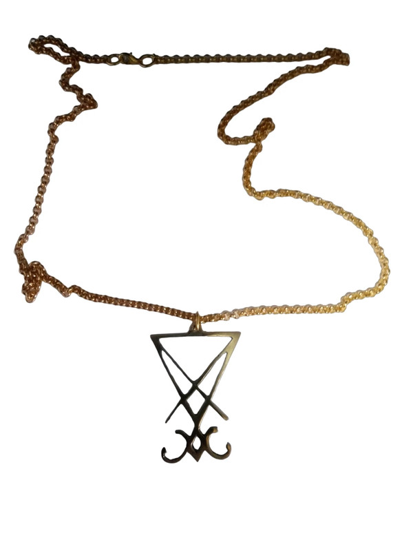 Catenina da 65 cm con amuleto in ottone manifattura italiana 